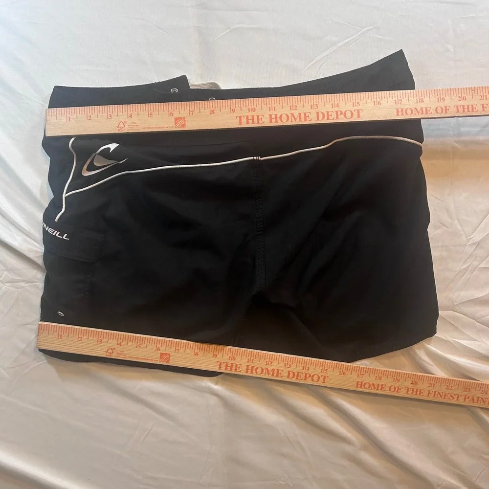 ONeill Mens Black Board Shorts Swim Trunks Size 11 Cargo Pocket White Piping